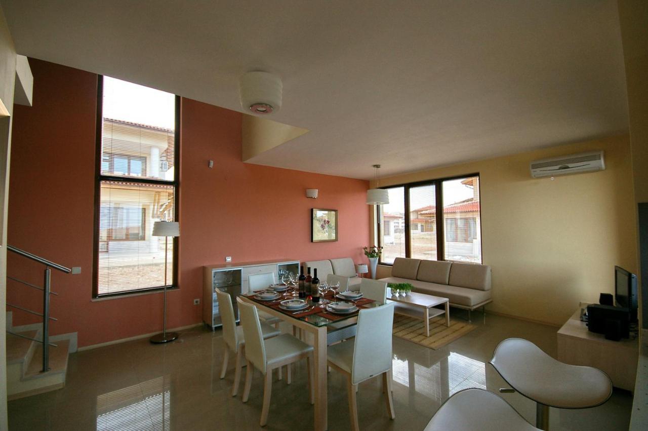 Lighthouse Apartments And Villas Balçık Dış mekan fotoğraf
