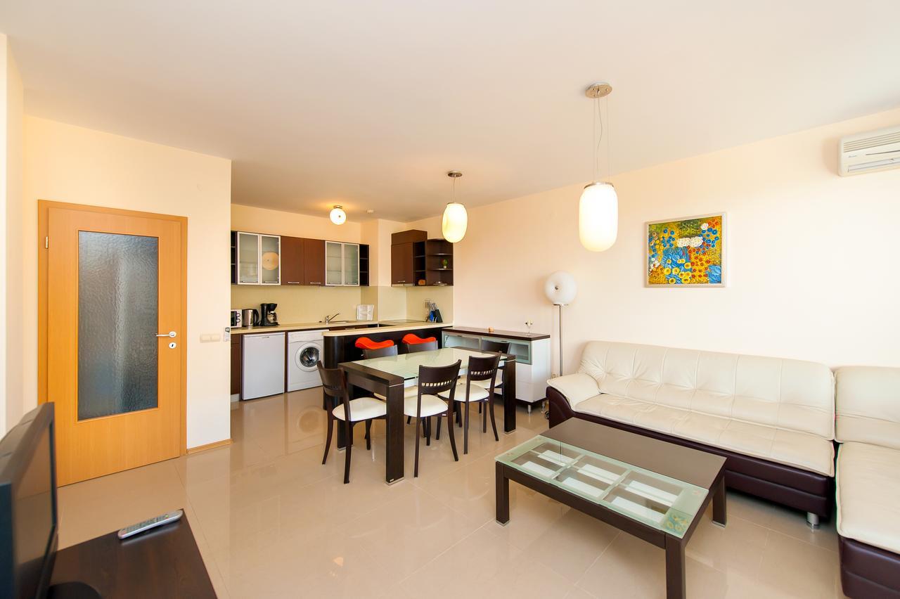 Lighthouse Apartments And Villas Balçık Dış mekan fotoğraf