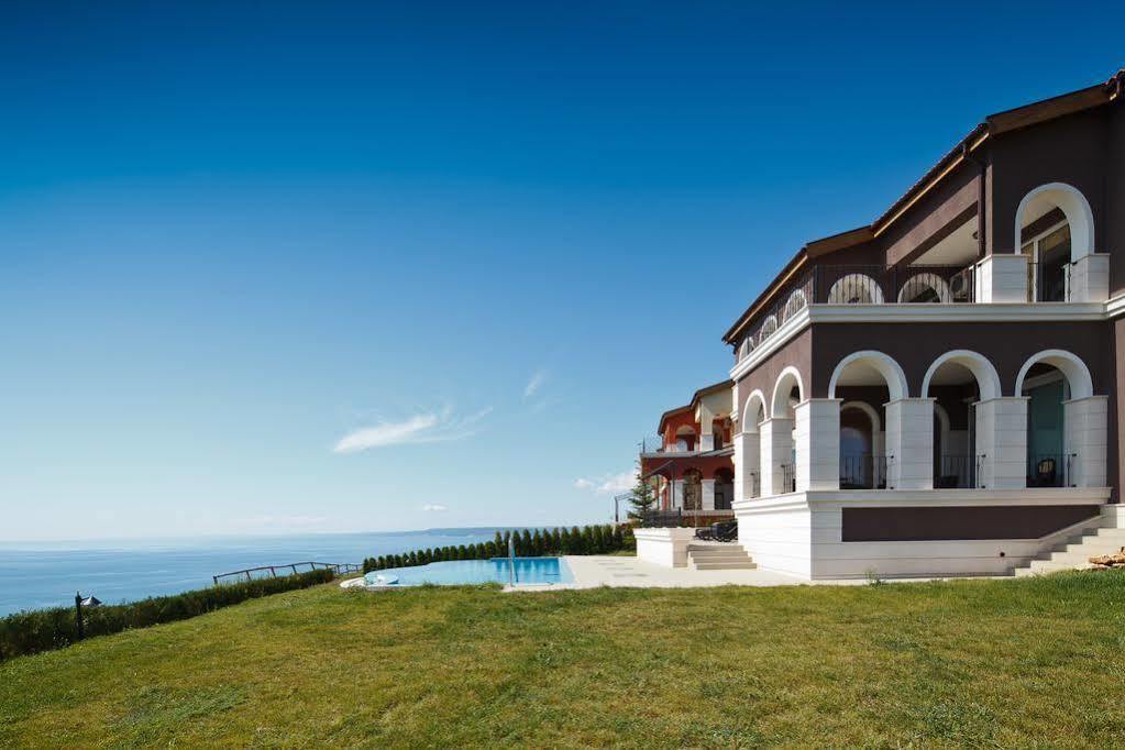 Lighthouse Apartments And Villas Balçık Dış mekan fotoğraf